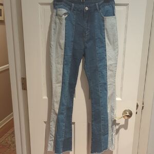 Chic Two-Tone Women's Flare Jeans